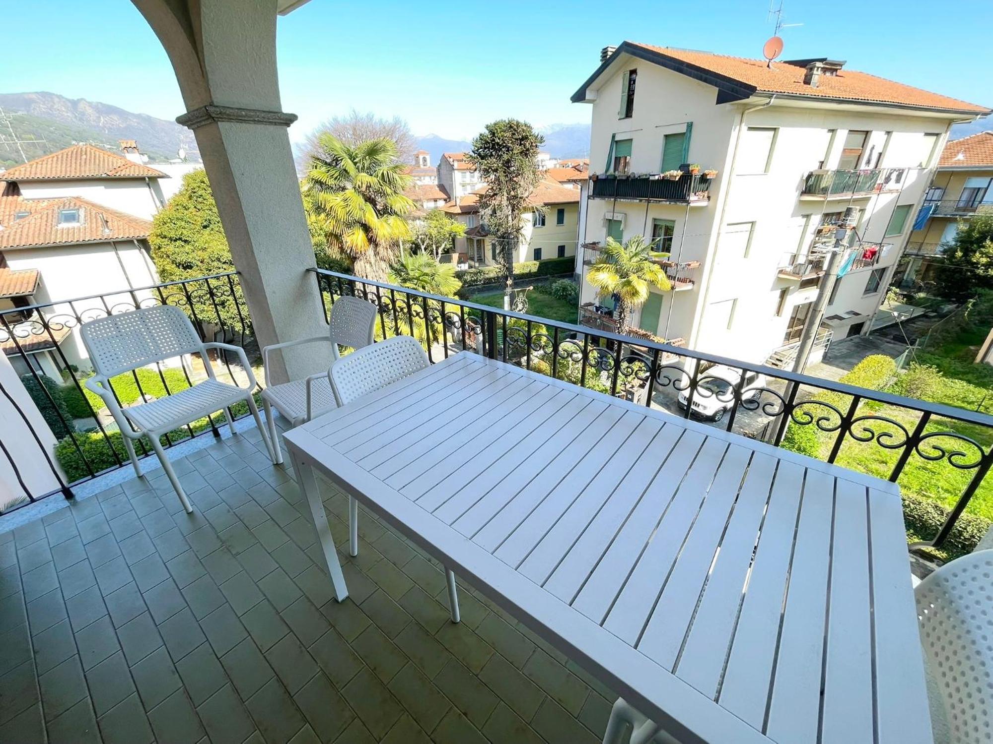 Lovingstresa 2 Brand New Apartment Экстерьер фото